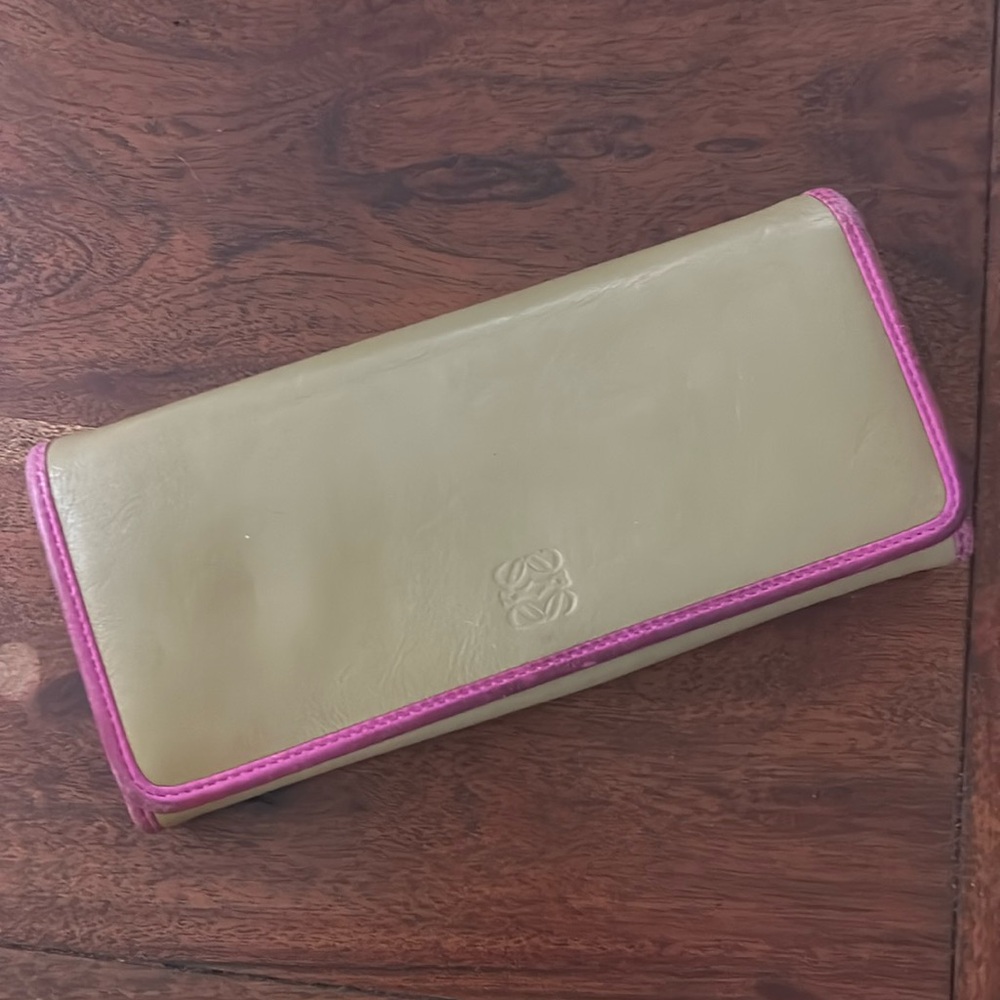 Loewe wallet